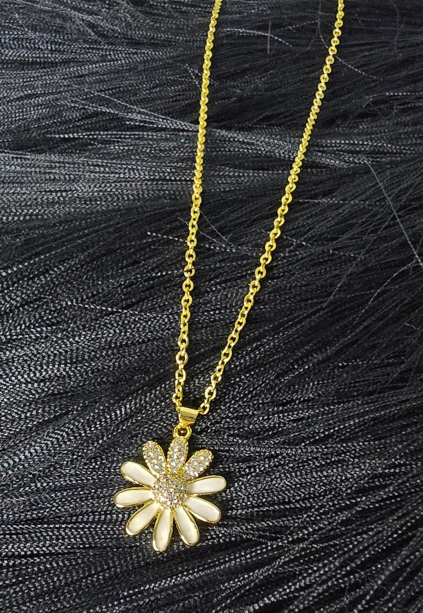 Bloom Flower Necklace